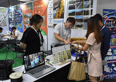 Bu Kwang Sa & Sung - Gyu Han