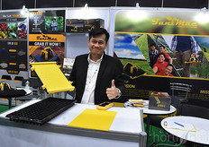 A low-cost solution for seeding, mr Ridzuan Othman shows.