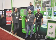 Later on we'll tell you more about the OKO, a multi-purpose greenhouse cart, and the collaboration between Ecoation & Metazet/FormFlex, Micothon, Delphy and BioBest. For now the photo will have to do!