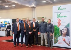 Since July this year, Ridder has monobranded all of its solutions (Ridder HortiMaX, Ridder Drive Systems, Ridder Climate Screens) under one Ridder brand. From left to right: John Walters, Mario Scherpenzeel, Wil Lammers, Jamey Barnewall and Regnier ten Haaf with Mark VandenEnde and Mike Galenkamp of Acrobat.