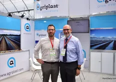 Roland Pereira and Emanuele Garrasi of Agriplat. This Italian greenhouse plastic supplier does already a lot of business in the Midde East, Inia, North America and Spain, where they have a division as well. Mexico is beginning to become a big market for them and they are there decided to exhibit at the show. This is their first year where they are also looking for distributors and agents.