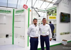 Leonardo Ledesma and Ricardo Martinez of Asesores en invernaderos. They are dealers of several (around 17) international companies and can supply everything from a complete greenhouse with all the supplies, packaging and technical maintenance.