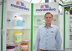 Yosef Giles of Mardenkro works with Asesores en invernaderos.