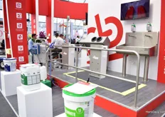 The disinfection system of Royal Brinkman. Together with their machinery, these are the main themes at their booth this year.