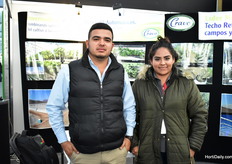 Izial Martiez Avendaño and Feinanda Aguilar Gonzalez of Cravo.