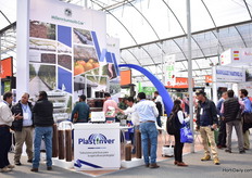 Busy at the booth of PlasInver.