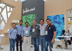 Carmen, Daniel, Alfrédo, Raul, Juan and Josue of Bactiva.
