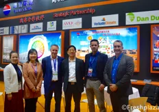 (left to right) Journey Chow and Xue Ping Qu from Beijing Ruixue Global Co., Ltd, Roger de Jagher from Mardenkro, Rui Qing Huang from Beijing Ruixue Global Co., Ltd., Michel from Verkade Climate and Xander van der Zande from DanDutch. All these companies are working together, bundling their knowledge to deliver greenhouse projects.