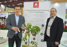 Gints Antoms & Adil Müftüoǧlu with Aranet. The company is relatively new in the industry and has been asked by growers to join since they offer a broad knowledge on measuring devices & sensor techniques.