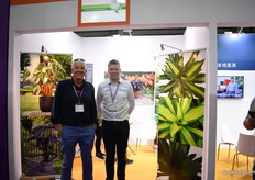 Jan and Jan Campo of Campo International. They are exploring the possibilities to supply their bulbs to China.