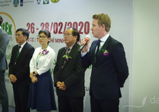 Kuno Jacobs with Nova Exhibitions welcomed the exhibitors & visitors. 