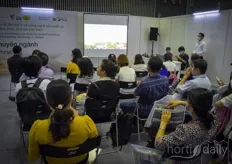 Knowledge session included an seminar program and an export forum: https://www.hortex-vietnam.com/seminar-program/ https://www.hortex-vietnam.com/export-forum/ 
