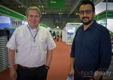 Kick Jansen with Luiten Greenhouses & Tayyar Erzurumlu with Phormium.