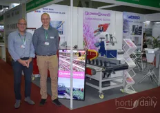 Hans Juursema & Christian Oosterlands with Flowerpacks / Weber are seeing a demand for automation solutions, mainly to better the quality of the production / labour. 