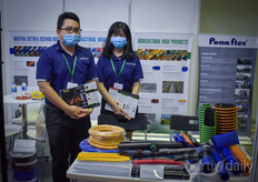 Tran Thi & Kim Ngan with Ponaflex