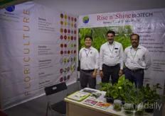 James Lee, Uday Patil & Nilesh Adsul with the India based company Rise n’Shine Biotech. The company sells banana young plants and offers a broad assortment of floricultural products: Gerbera’s by Dummen Orange & Montiplanta, carnations & chrysantemums by Dummen Orange, orchids by Kultana and perennials by Darwin Plants.
