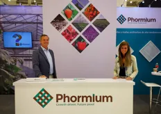 Peter Ollevier & Marta Gentile with Phormium on GreenTech Americas.