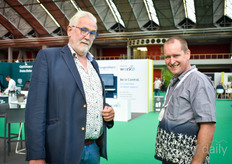 Peter Klapwijk, 2Harvest, and orchid grower Maurice van der Hoorn, with Van der Hoorn Orchideeën