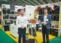 Wiktor Rymarczyk & Pawel Bryczek with Opeko show their plant pots