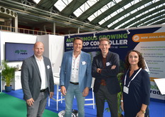 Blue Radix: Geert van der Wel, Ronald Hoek, Rudolf de Vetten and Marijke van Rongen