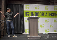 Second keynote of the Indoor Ag-Con was Jonathan Webb with AppHarvest, who rapidly became one of the most well-known faces in the industry. His mission: to make sure the industry gets seen, because as he clarified, the CEA industry is way to invisible.