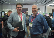 Arnold de Kievid & Bill Whittaker with Oreon.