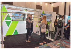 Of course there were greenhouse lights on the show! Agnetix for example has been an active player in the market for many years.