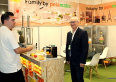 José Luis Pérez, at the Pelamatic stand