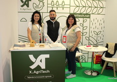 Marlen Navarro, Carlos Muñoz and Anna Dalmau, from X_AgriTech