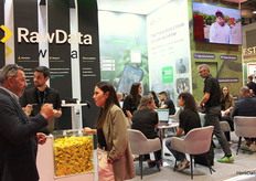 Meetings at the RawData stand