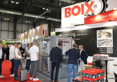 A group of stakeholders paying attention to Boix's proposals.