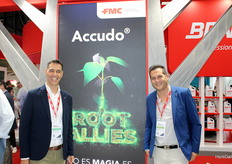 Antonio Solano, fungicide product manager, and Javier Blázquez, business development lead, from FMC.