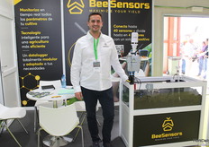 Sergio González, from BeeSensors