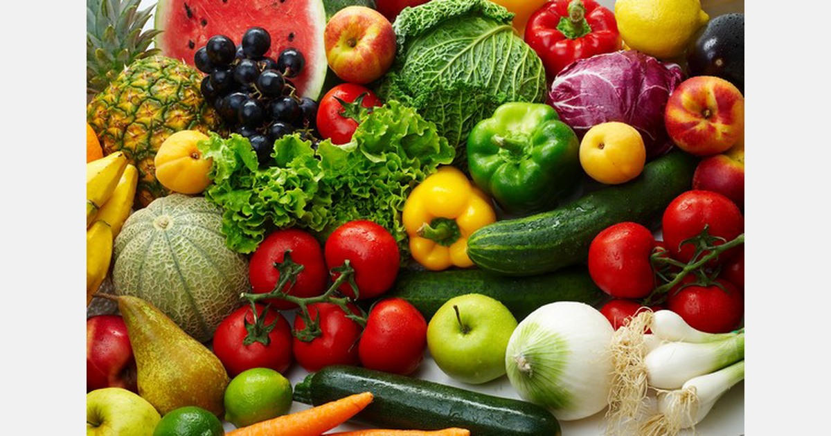 UK farmers count cost as heatwave kills fruit and vegetable crops