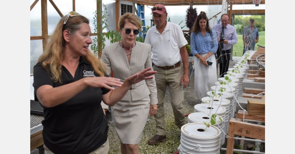 US: ODA Director visits CSU Ag Research and Extension Programs - hortidaily.com