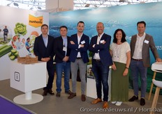 The global high-tech team of lettuce, tomato and cucumber from Nunhems: Pavel Kornilov, Andrey Budnikov, Sebastiaan Breugem, Cees Ammerlaan, Veronique Savelkoul and Harm Ammerlaan.