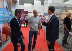 Alumat Zeeman attracted people with the acts of Robin Matrix (Goochelaar.nl).