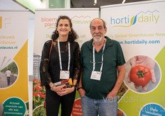 Suzanne Pruitt (Indoor Ag-Con) and Glenn Behrmann having a laugh at our booth