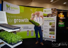 Onno Boeren (Green Products) with a tray full of paperpots.