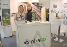Anne-Sophie Simon and Paulina Urbanek with Alphatex