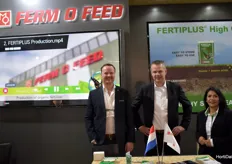 Roel de Rooij from Benefert visiting Rob Ouden and Cayro Eliana with Ferm O Feed