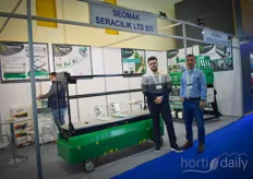 Sarper Ozgoren & Ali Yalan with Seomak Seracilik, provider of automation solutions for the greenhouse industry. The greenhouse cart is one of their products for growers in and outside Turkey.