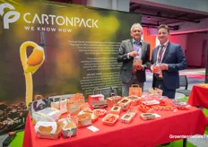 Henry Velthuyzen and Massimiliano Persico with Cartonpack also supply more and more cardboard and paper packaging.